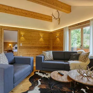 Wolf Apartment